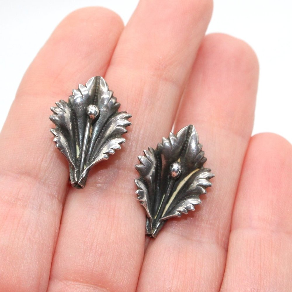Vintage Native Floral Screwback Earring | Signed Sterling